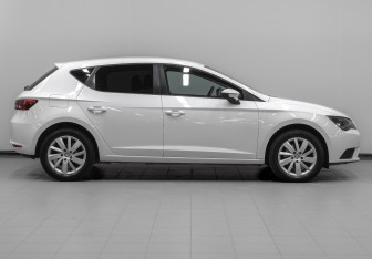 Подержанный автомобиль SEAT Leon Hatchback 2013 года (4 фото)