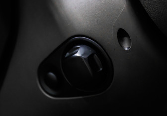 Подержанный автомобиль Audi Q7 2007 года (14 фото)