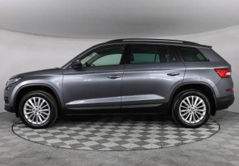 Подержанный автомобиль Skoda Kodiaq 2019 года (8 фото)
