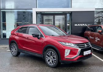 Подержанный автомобиль Mitsubishi Eclipse Cross 2019 года (3 фото)