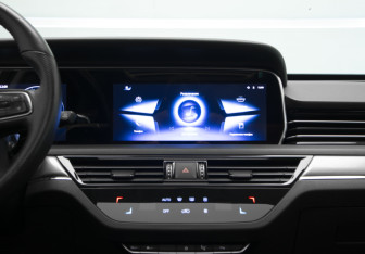 Подержанный автомобиль Hongqi HS5 2023 года (23 фото)