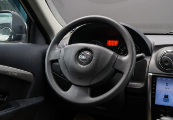 Подержанный автомобиль Nissan Almera Sedan 2015 года (11 фото)