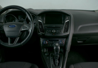 Подержанный автомобиль Ford Focus Wagon 2016 года (7 фото)