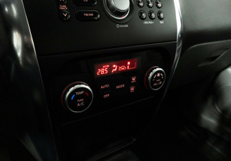 Подержанный автомобиль Suzuki SX4 Hatchback 2013 года (9 фото)