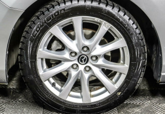 Подержанный автомобиль Mazda 6 Sedan 2012 года (8 фото)