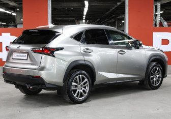 Подержанный автомобиль Lexus NX 2017 года (5 фото)