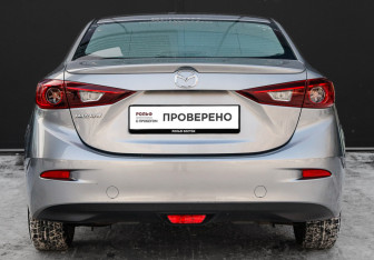 Подержанный автомобиль Mazda 3 Sedan 2014 года (6 фото)