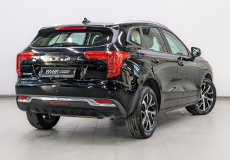 Подержанный автомобиль Haval Jolion 2022 года (5 фото)