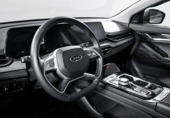 Подержанный автомобиль JAC JS6 2023 года (14 фото)