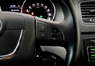 Подержанный автомобиль Skoda Yeti 2014 года (25 фото)