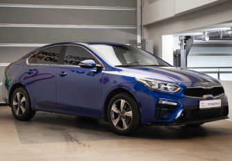 Подержанный автомобиль Kia Cerato Sedan 2021 года (3 фото)