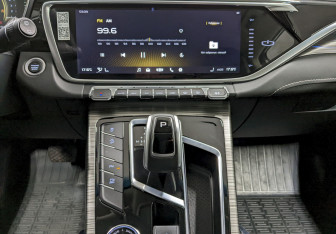 Подержанный автомобиль Belgee X70 2024 года (24 фото)