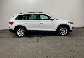Подержанный автомобиль Skoda Kodiaq 2019 года (8 фото)