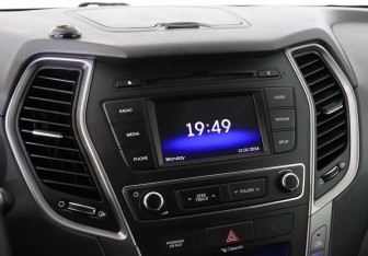 Подержанный автомобиль Hyundai Santa Fe 2016 года (15 фото)