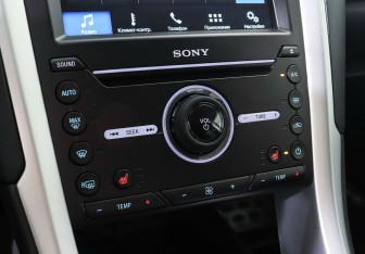 Подержанный автомобиль Ford Mondeo Sedan 2018 года (16 фото)