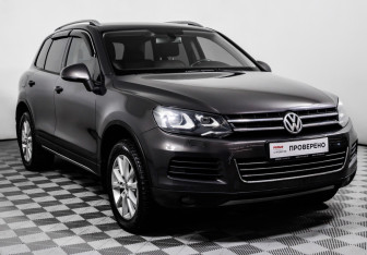 Подержанный автомобиль Volkswagen Touareg 2010 года (3 фото)