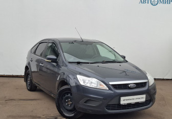 Подержанный автомобиль Ford Focus Hatchback 2010 года (3 фото)
