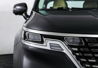 Подержанный автомобиль Kia Carnival 2022 года (7 фото)