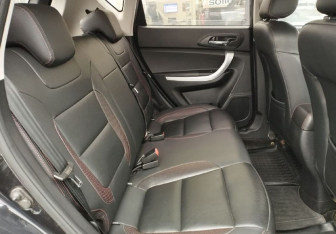 Подержанный автомобиль Changan CS35 2017 года (11 фото)