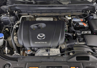 Подержанный автомобиль Mazda CX-5 2021 года (9 фото)