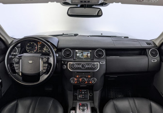 Подержанный автомобиль Land Rover Discovery 2015 года (14 фото)