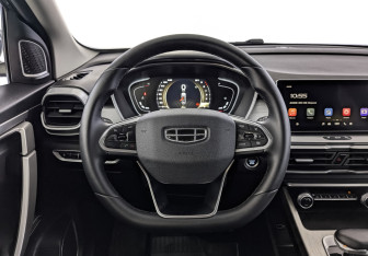 Подержанный автомобиль Geely Coolray 2023 года (22 фото)