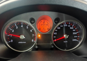 Подержанный автомобиль Nissan X-Trail 2010 года (15 фото)