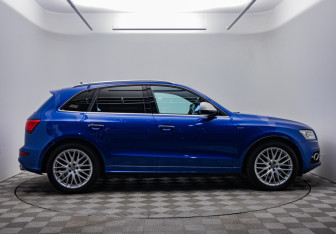 Подержанный автомобиль Audi SQ5 2015 года (6 фото)