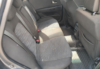Подержанный автомобиль Kia Ceed Wagon 2009 года (11 фото)