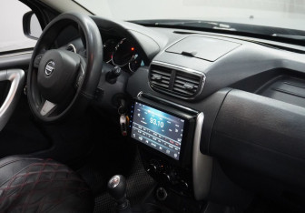 Подержанный автомобиль Nissan Terrano 2018 года (9 фото)