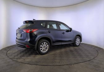 Подержанный автомобиль Mazda CX-5 2015 года (5 фото)