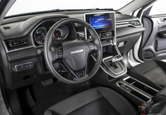 Подержанный автомобиль Haval M6 2023 года (12 фото)