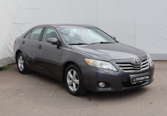 Подержанный автомобиль Toyota Camry Sedan 2009 года (3 фото)