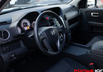Подержанный автомобиль Honda Pilot 2008 года (11 фото)