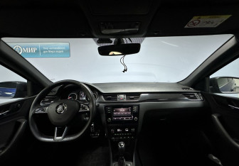 Подержанный автомобиль Skoda Rapid Liftback 2018 года (12 фото)