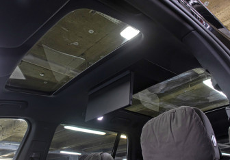 Подержанный автомобиль LiXiang L9 2023 года (17 фото)