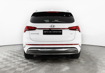 Подержанный автомобиль Hyundai Santa Fe 2020 года (3 фото)