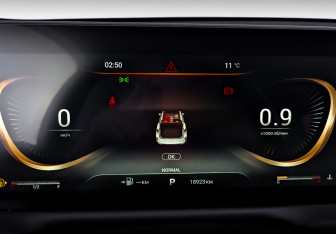 Подержанный автомобиль Exeed TXL 2023 года (13 фото)