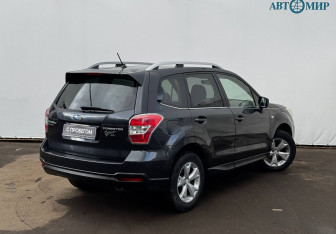Подержанный автомобиль Subaru Forester Suv 2014 года (8 фото)