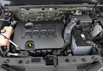 Подержанный автомобиль Toyota RAV4 2019 года (9 фото)