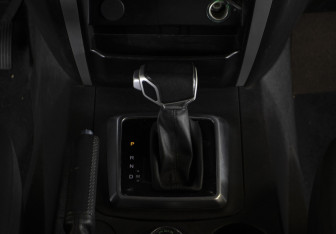 Подержанный автомобиль УАЗ Patriot 2019 года (18 фото)