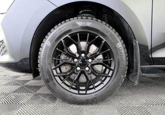 Подержанный автомобиль Skoda Rapid Liftback 2020 года (18 фото)