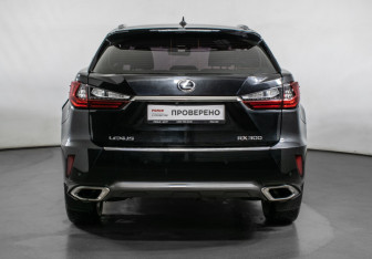 Подержанный автомобиль Lexus RX 2018 года (6 фото)