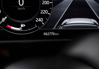 Подержанный автомобиль Land Rover Range Rover Sport 2022 года (11 фото)