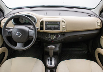 Подержанный автомобиль Nissan Micra Hatchback 2008 года (13 фото)