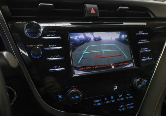 Подержанный автомобиль Toyota Camry Sedan 2020 года (20 фото)