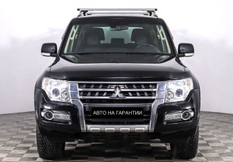 Подержанный автомобиль Mitsubishi Pajero 2018 года (2 фото)