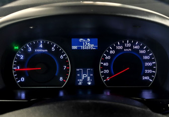 Подержанный автомобиль Hyundai i30 Hatchback 2010 года (12 фото)