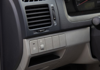 Подержанный автомобиль Kia Cerato Hatchback 2007 года (16 фото)