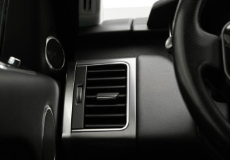 Подержанный автомобиль Land Rover Range Rover Sport 2020 года (14 фото)